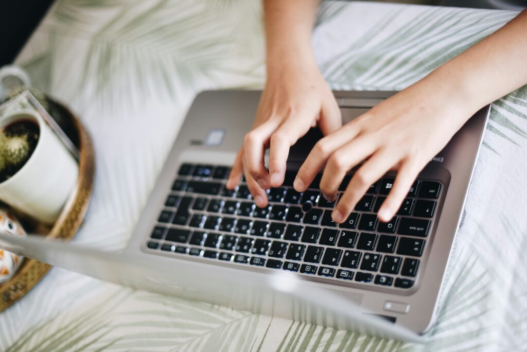 criar conteúdo para blog com inteligência artificial de forma eficiente