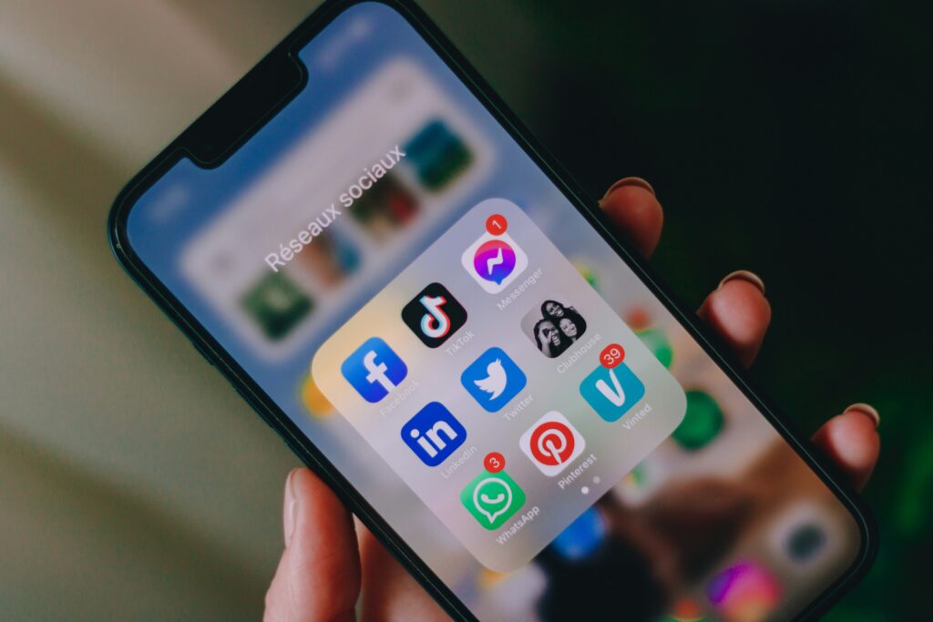 Criação de conteúdo com inteligência artificial para pequenos negócios